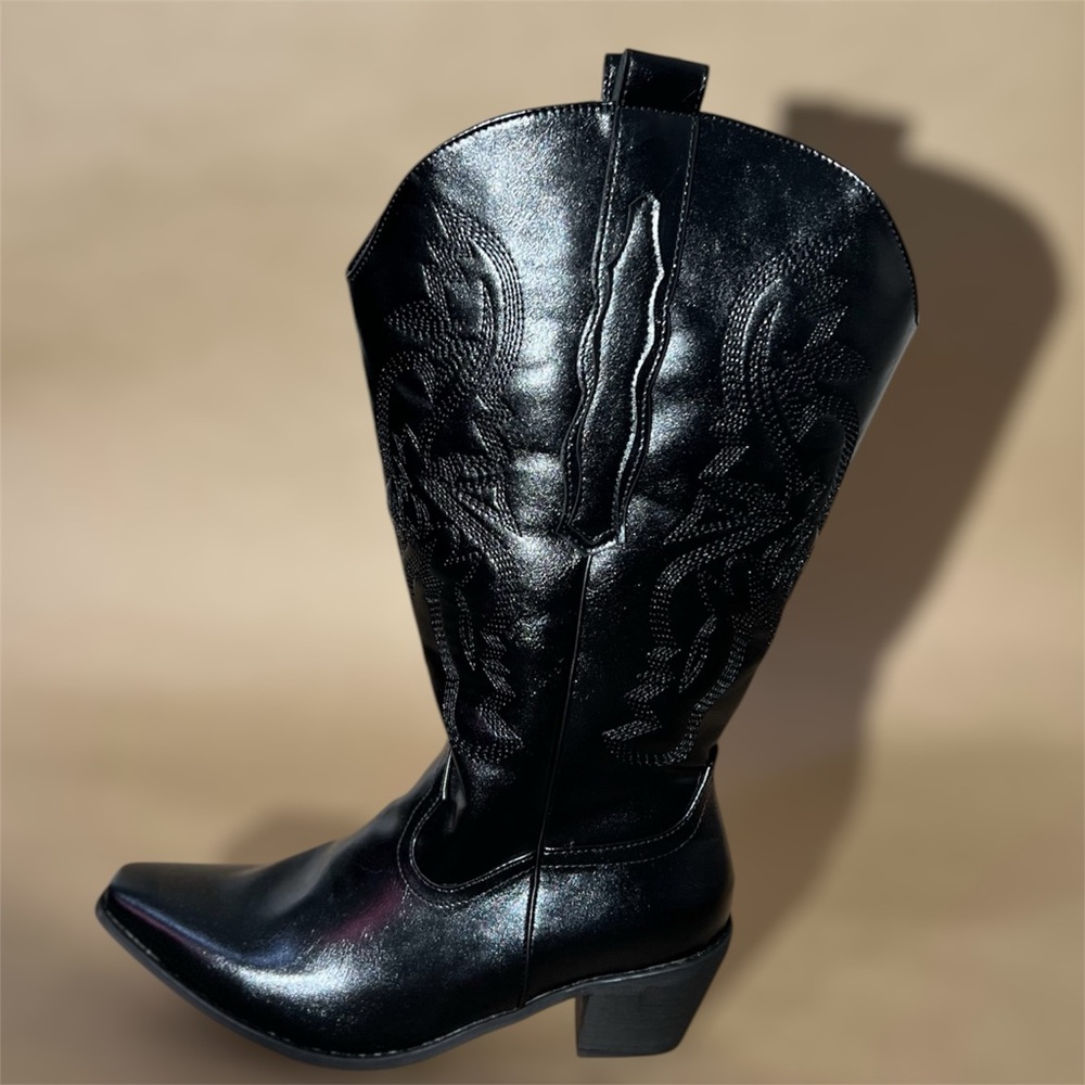 Wide Calf Cowgirl Boots